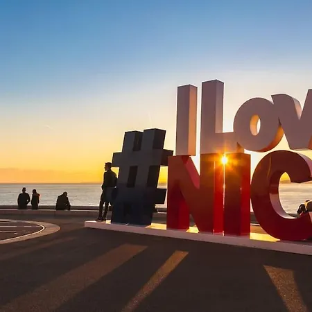 Διαμέρισμα Magnificent - Carre D'or